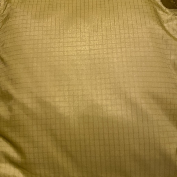 Stormtech lime green puffer jacket with down and feather fill Medium - Picture 4 of 8